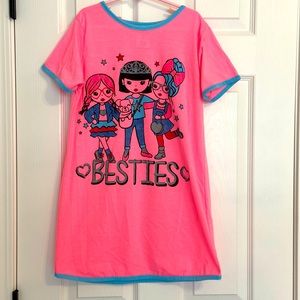 Girls Besties pink night gown size 10